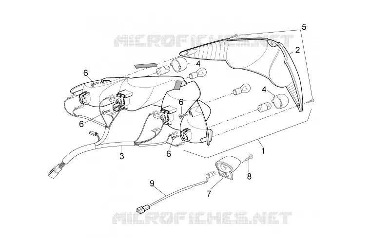 Feu arrière Aprilia APRILIA-SCOOTER 200 SPORT-CITY 2010  Sport City Cube carb E3